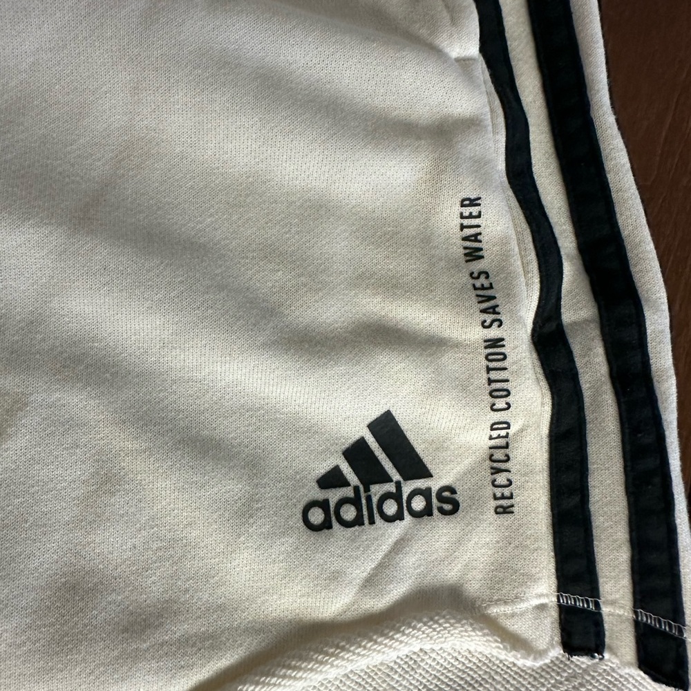 Cute Adidas Sport shorts. New no tags. size XS.